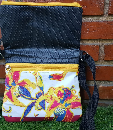 Bolsa Tiracolo dois lados