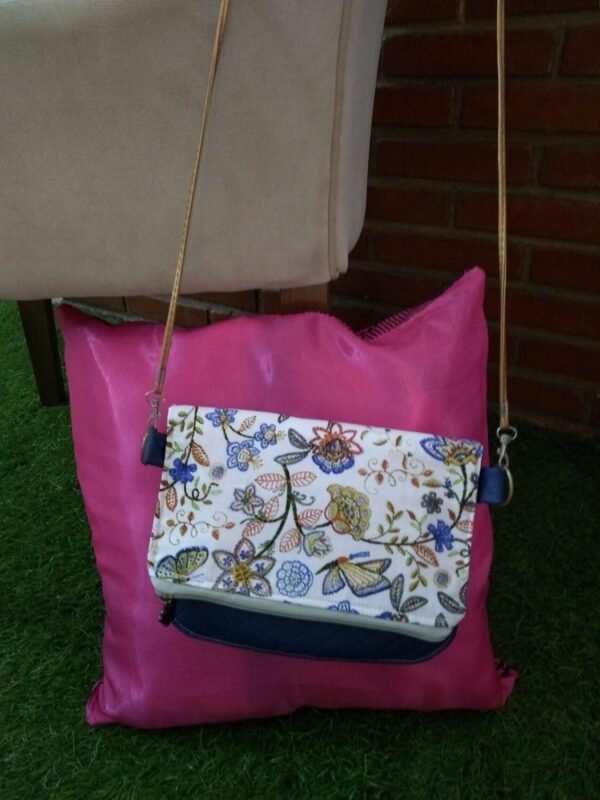 Bolsa Tiracolo dois lados
