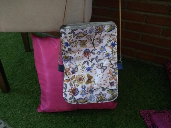 Bolsa Tiracolo dois lados